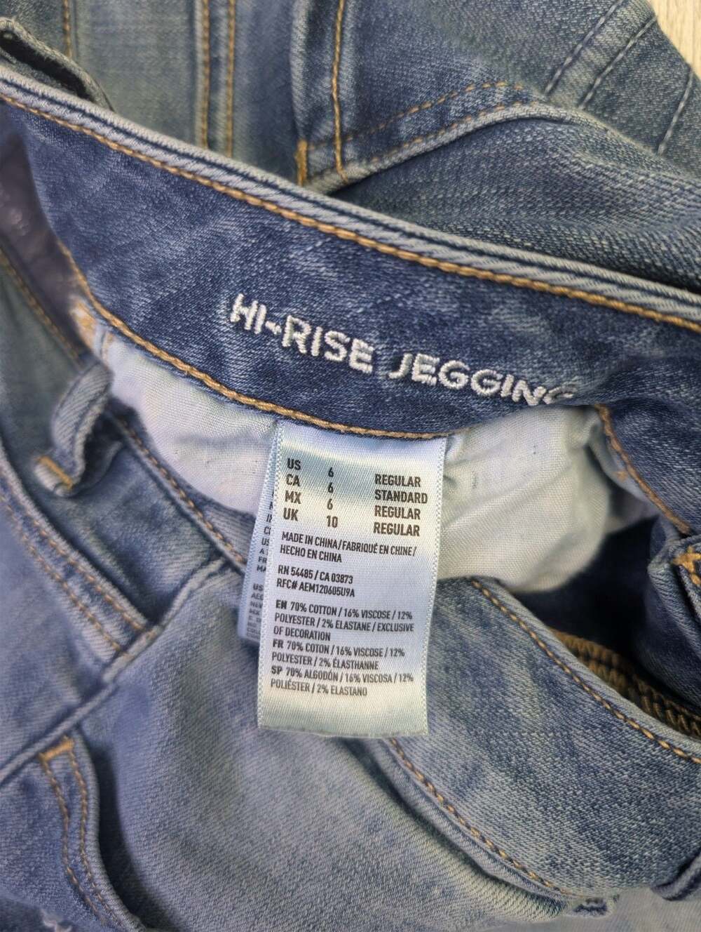 American Eagle Women's Distressed Skinny Jeans Blue Wash size 6 regular‎ - Picture 9 of 11